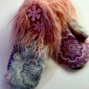 Funky Handmade by Lori, Hippy Freak Mittens.  Artisan